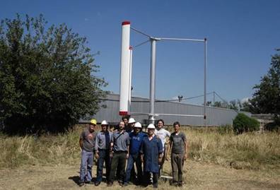 El equipo de trabajo del INTI junto al GEOV durante una prueba en el Parque Tecnológico Miguelete.