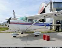 Cessna 182J Skylane aircraft picture