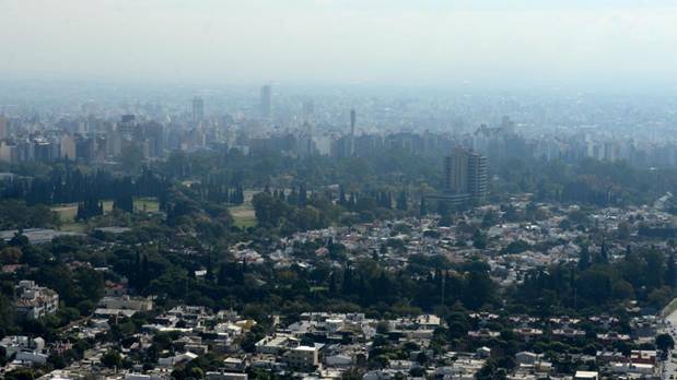 Los gases de efecto invernadero calientan la atm&oacute;sfera y tambi&eacute;n provocan problemas respiratorios (Antonio Carrizo/LaVoz)
