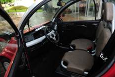 Sale al mercado el primer auto eléctrico nacional fabricado en Morón.