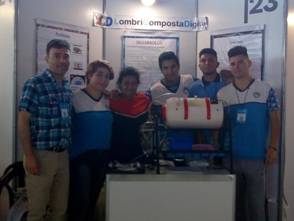 Estudiantes de la Ipetym de La Calera