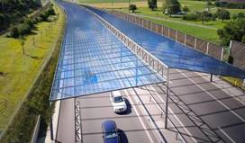 http://cdn3.upsocl.com/wp-content/uploads/2020/08/alemania-carretera-paneles-solares-1.jpg