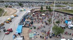 FOTO: El intendente Martín Llaryora junto a los ganadores.