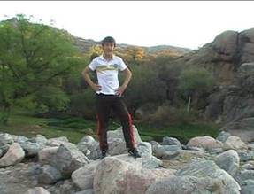 El joven Elian Larregina, cuando recién daba sus primeros pasos en el atletismo